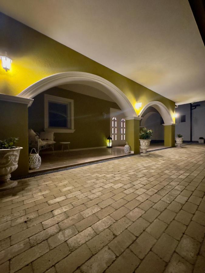 Alma Rezidence Bed & Breakfast Turda Dış mekan fotoğraf